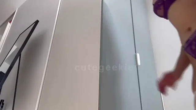 Jello-Jiggly Booty Bounce 🍑💦