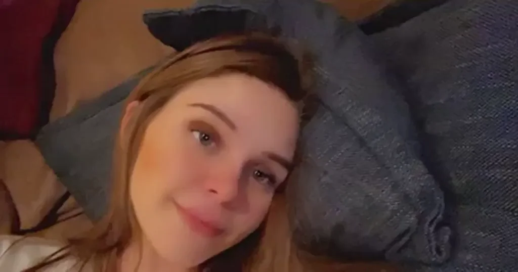 B Cup Slut Tease: Your Perfect Girl? 😏🍒