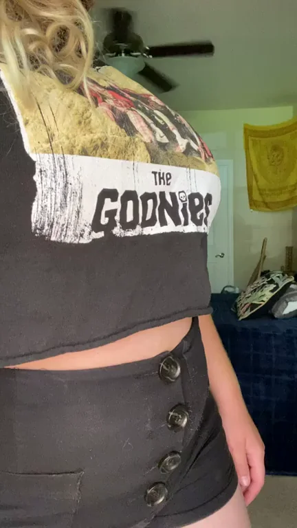 Was This Titty Drop Bigger Than Your Gooner Dreams? 🍈🍈💦
