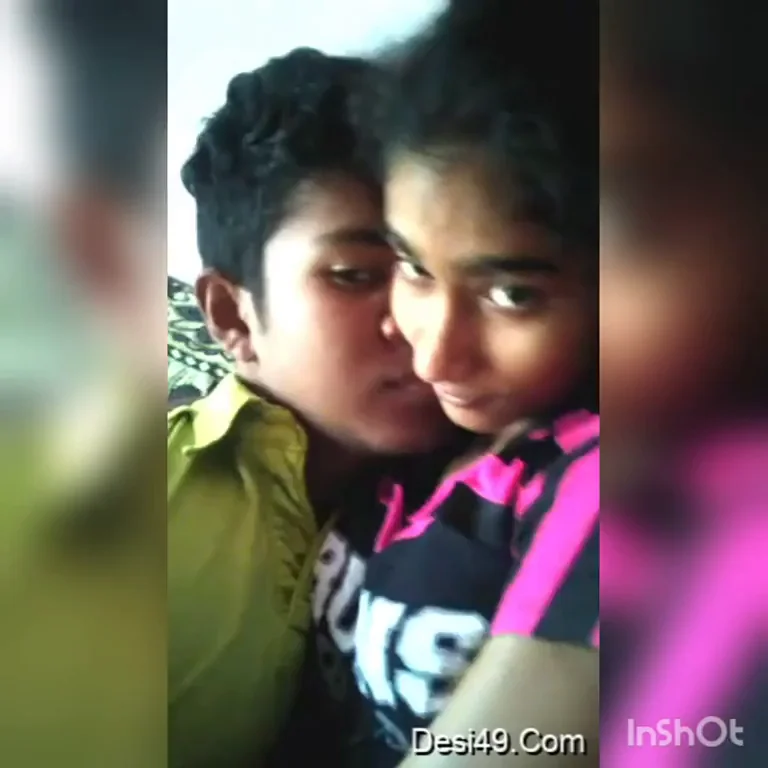 Sneaky Buddy Pounds Cute Girlfriend's Tight Pussy Tapa Tap