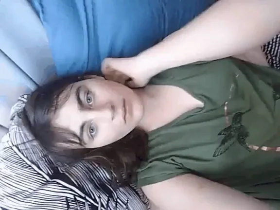 My bed feels empty :c