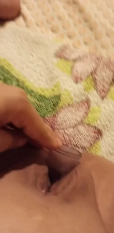 Edging night 3/3: Thanks for joining me! I hope you enjoy my orgasm (full sound on the redgifs site). Watch till the end to find out why I put a towel underneath ??