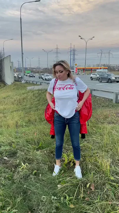 Can't Stop Laughing While Flashing Tits 😆🍈🍈
