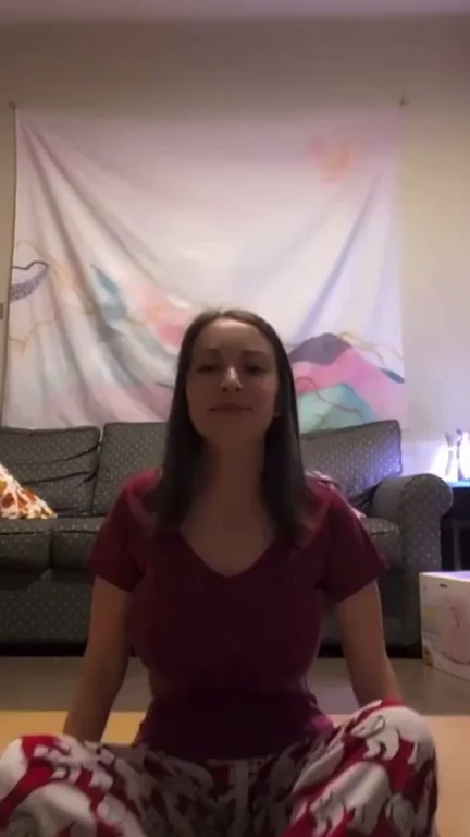Perfect Yoga Slut Instructor Flexes Her Hot Body 😈🧘‍♀️
