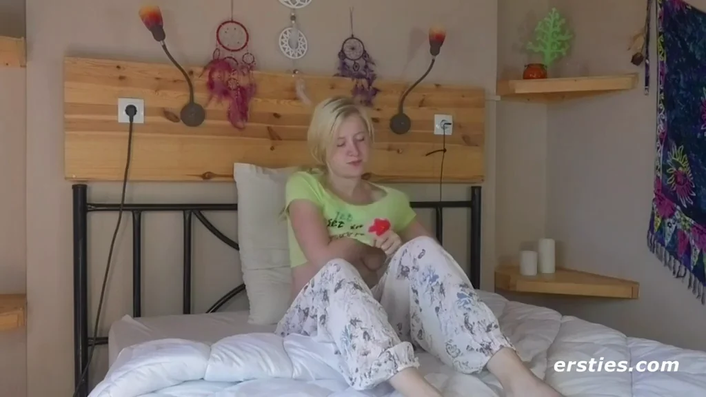 Blonde German Babe's Relaxing Boob Tease 🍒😏