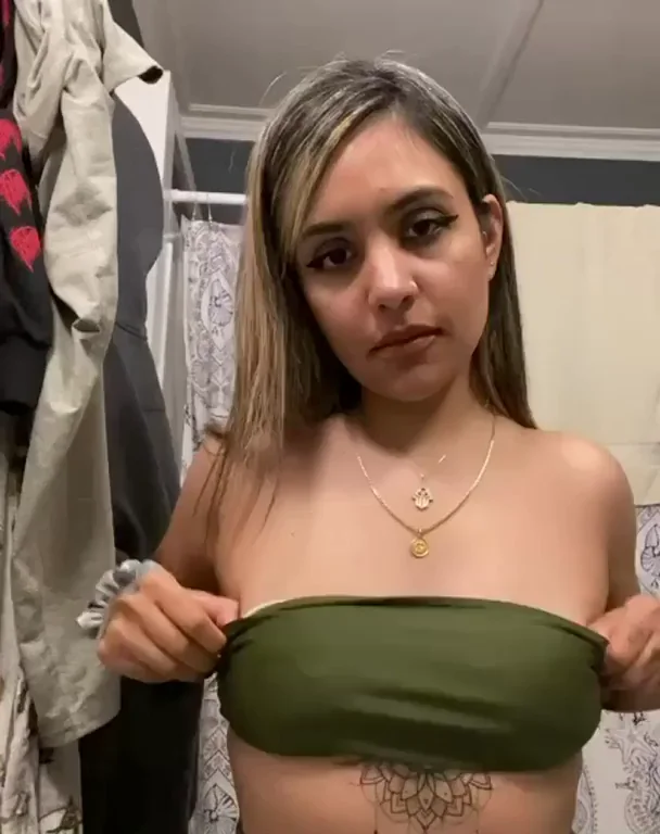 Do My Juicy Tits Fit This Top? 😈🍈🍈 [f]
