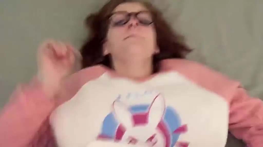 Nerdy Slut with Pierced Tits Bounces on Thick Cock