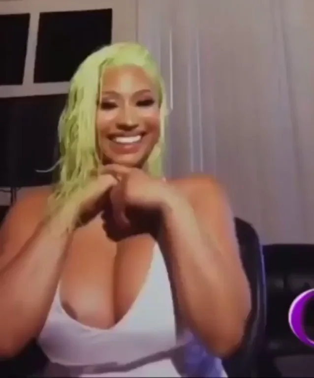 Nickis big ol milkers ?