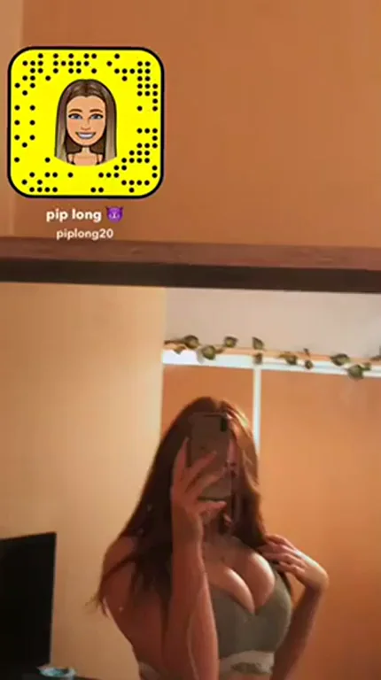 ? @Piplong20 on $nap ? Serious ßuyers ONLY! (i verify) ? $elling my Rough $ex Tapes ? $exting & live nudes ? Dick rates ? Kink Friendly & I Do Customs ???? Add me ?