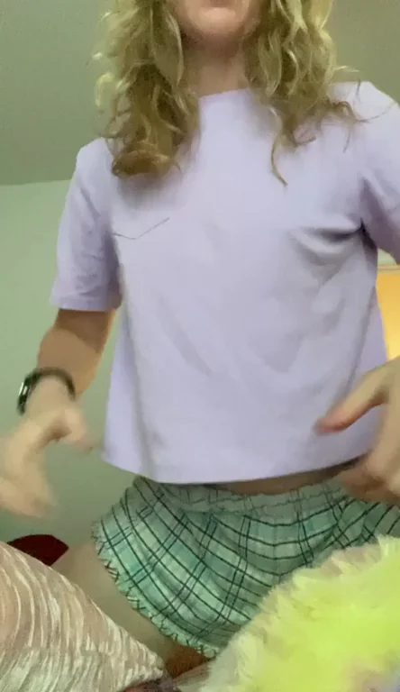 Tiny Titty Tease Drop 😘💦