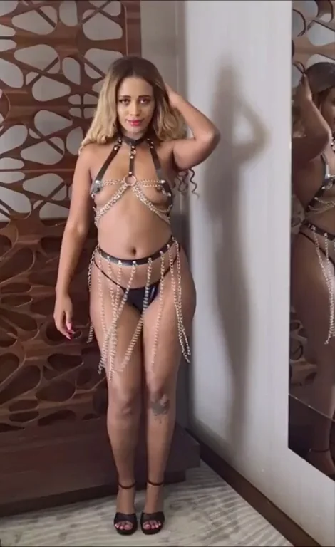 Can I be your weekend play thing?