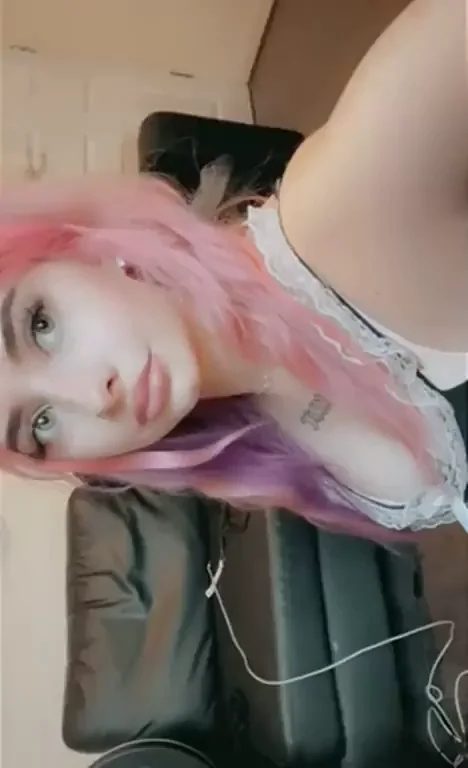 Wanna Wreck My Degrading Holes Like This?
