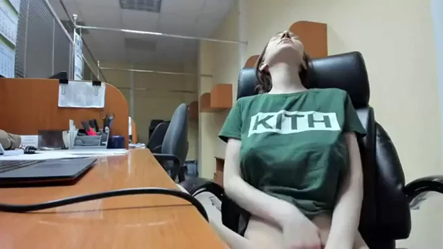 Office Slut Lifts Shirt to Flash Juicy Tits