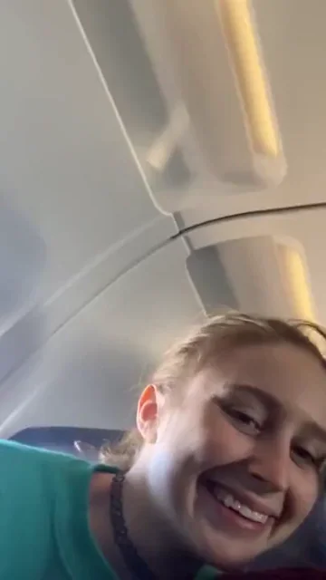 Flying High Foot Slut ✈️👅🍆