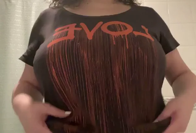 Happy weekend! Here’s some more boobies (f)or you [OC] [reveal]