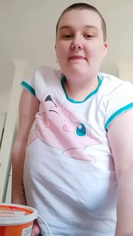 I dropped the puff and just became Jiggly
