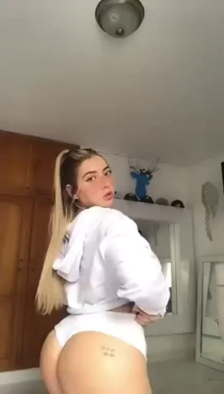 Twerking horny and drunk haha