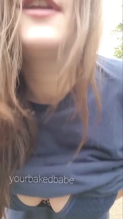 Teasing Slut in Tight Tee Shows Off Her Juicy Cleavage