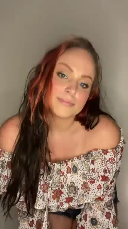 This blouse doesn’t do them justice [gif]