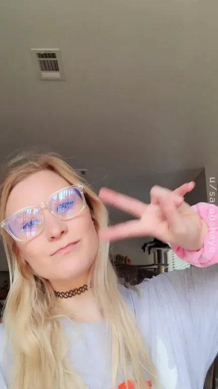 Proud Natural Boob Drop: Not Perky But 100% Real & Juicy 😍🍈🍈
