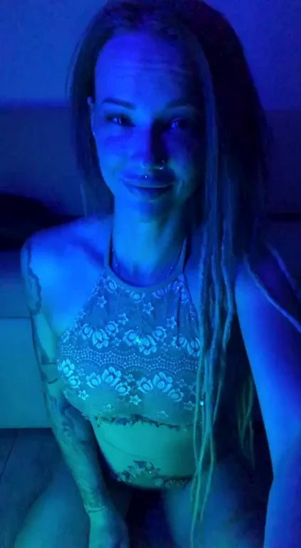Trance-Licking Ice Cream Slut: Kawaii Inked Babe Dripping Temptation