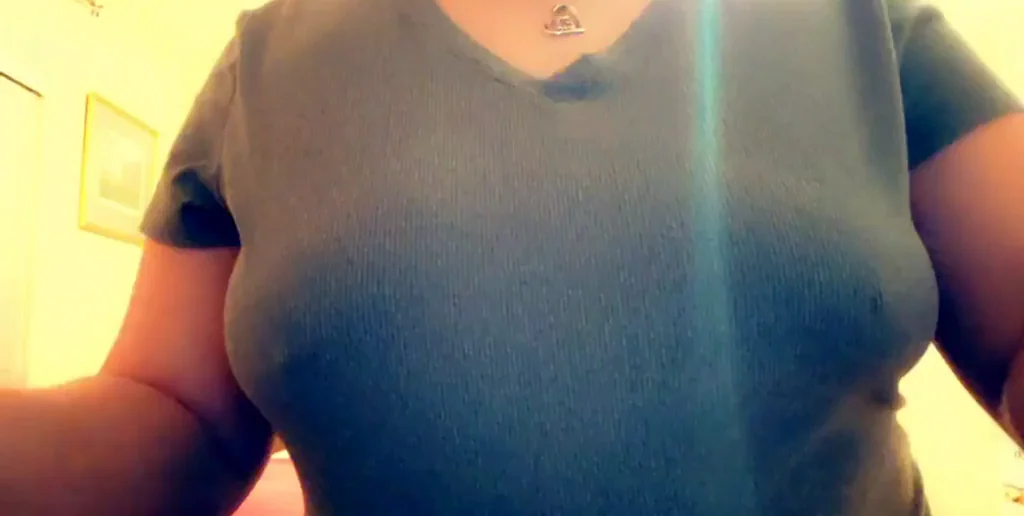 Fresh Sub Slut's OC Boob Bounce Tease 💦🍈🍈