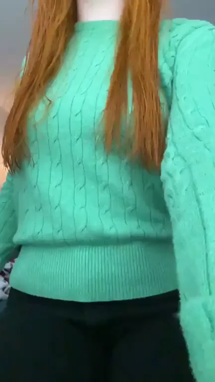 My first sweater titty drop of the season ?