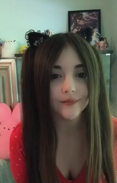 Titty drop with my red shirt :3