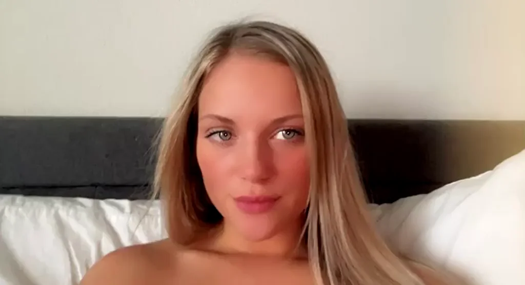 Would you fuck me? I'm only 4'10 ?