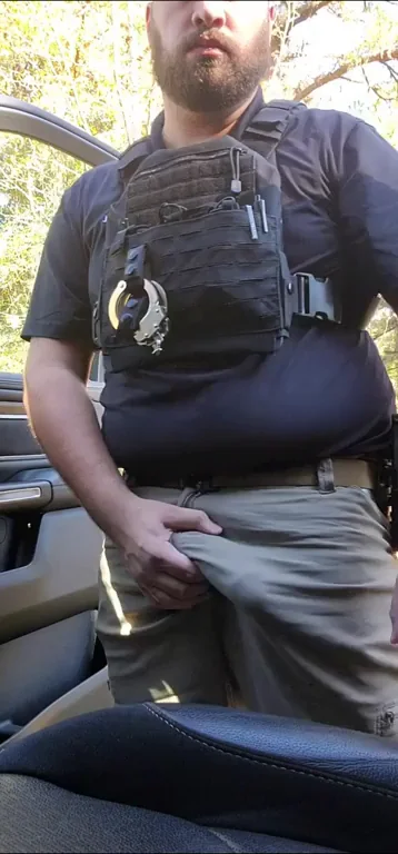 What would you do if you saw me like this on the side of the road? ?.... and for scale, I'm 6'5" tall.