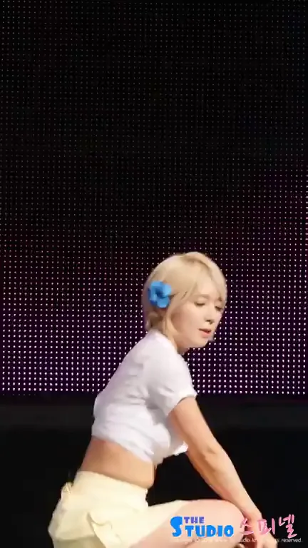 Choa's Juicy Kpop Ass and Thick Thighs Beg for Worship