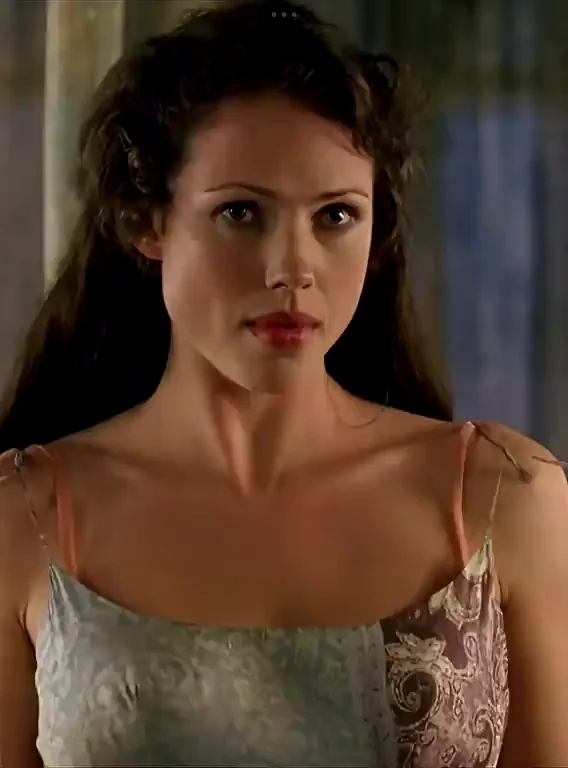 Kate Groombridge - damn fine plot in Virgin Territory (2007)