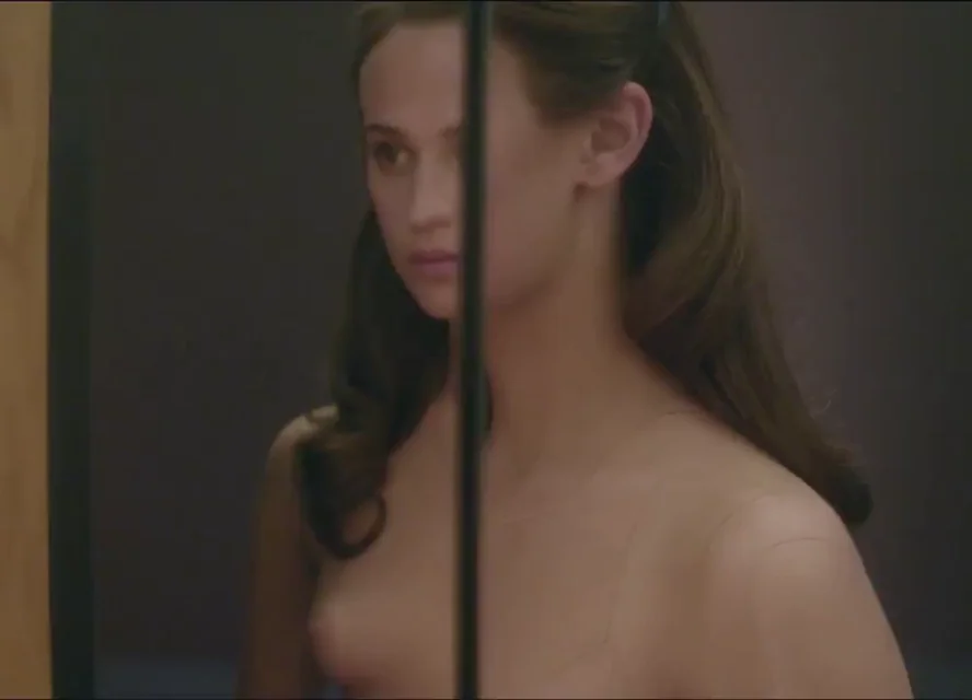 Alicia Vikander bared all for Ex Machina (2014)