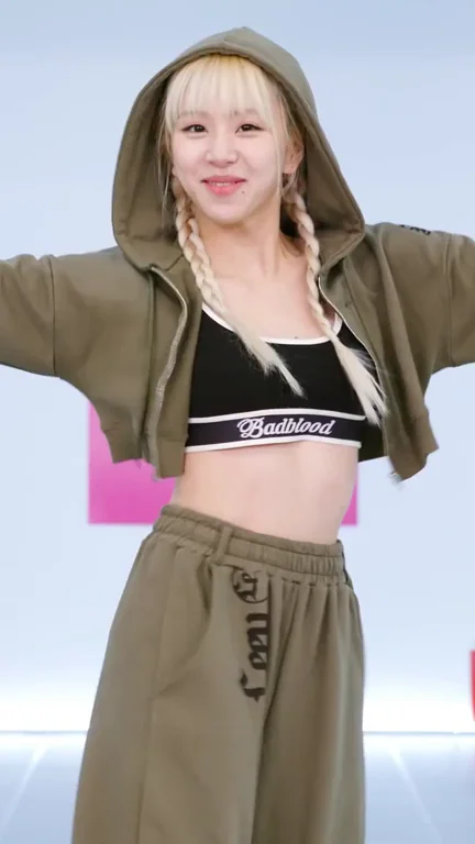 TWICE - Chaeyoung & Nayeon