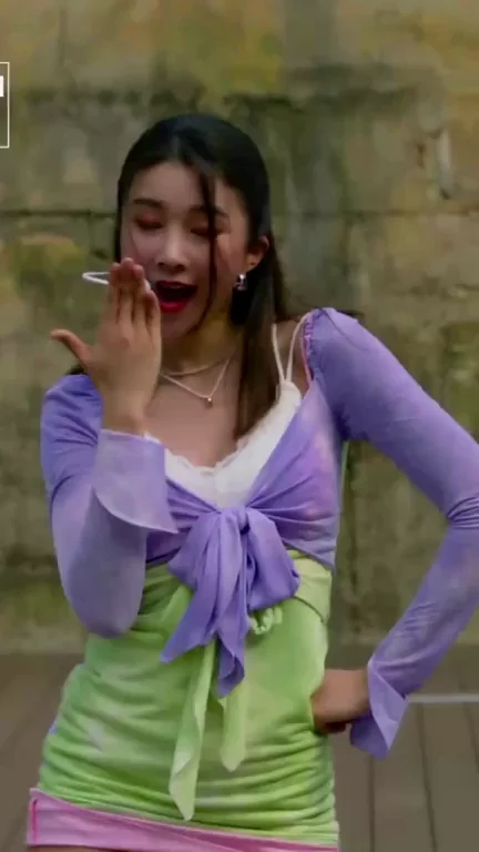 Momoland - Hyebin