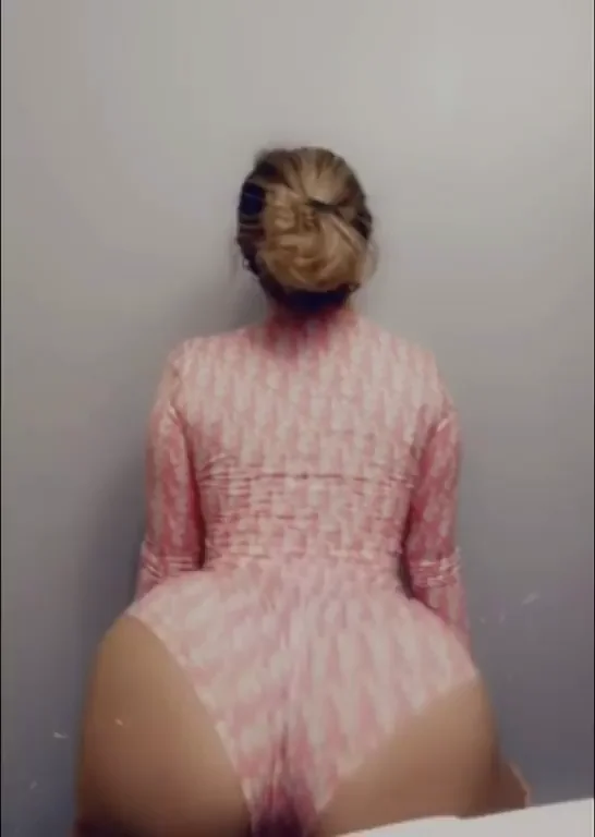 Bounce That Juicy Booty 🍑🔥