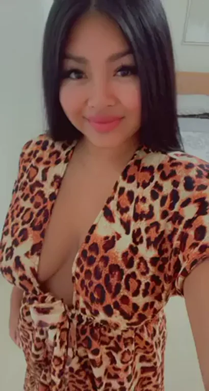 Good morning, hope you like what you see under my robe.??