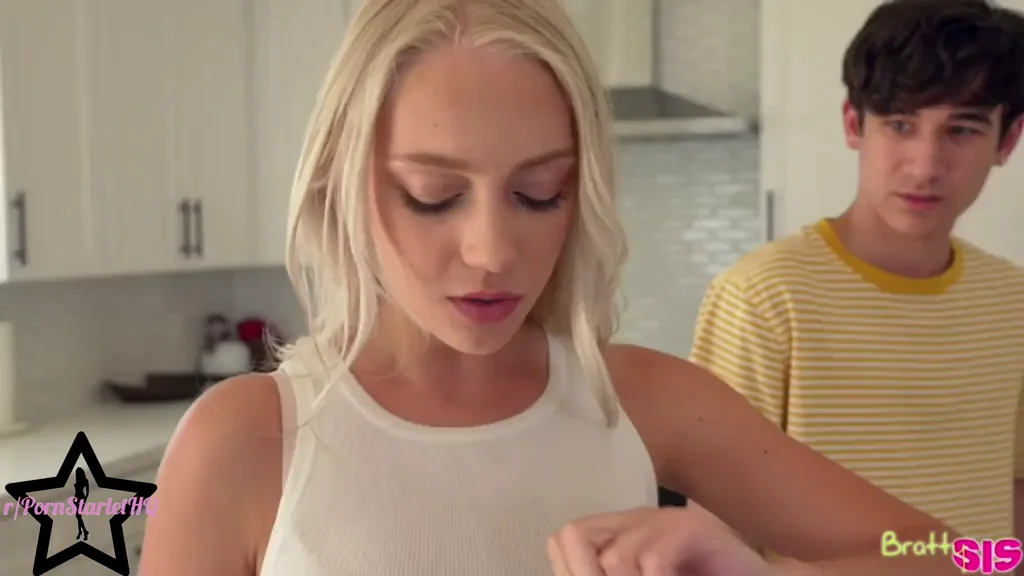 🍆 Braylin Bailey Gets Stepsis Pussy Wrecked & Creampied! 🔥