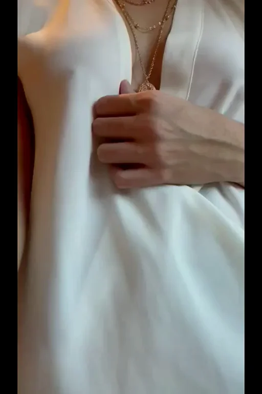 Should I Drop These Juicy Tits? Full Vid Tease? 🔥🍒