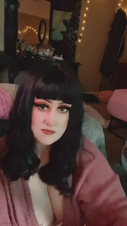 first post in this subreddit ? hello