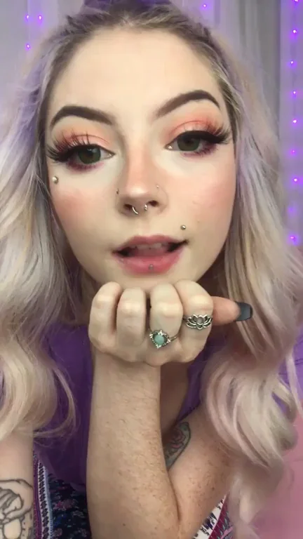 😲 Were You Ready for These Massive Tits? OC Big Boob Reveal 🔥