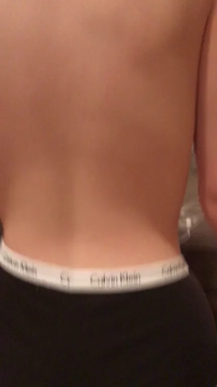 Slut giving a lap dance at home before work
