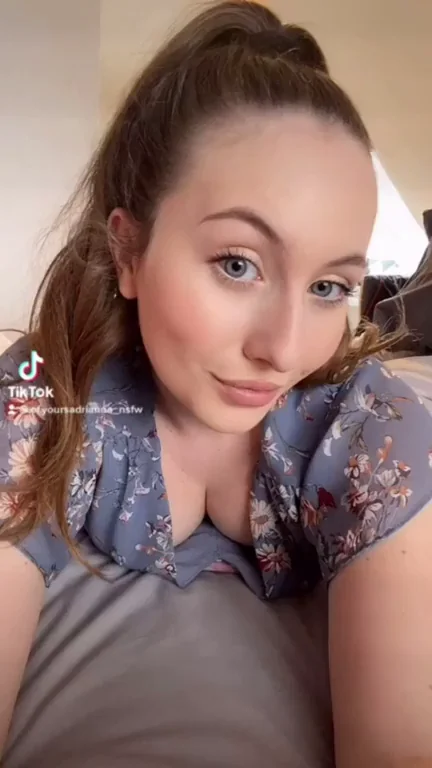 Say Hey If You'd Breed This Thick Slut's Juicy Ass 🐱💦🔥