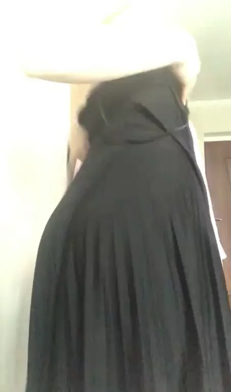 Pros of Dating Me: Work Tease Vid with My Perky Tits & Skirt Ass 🍑💦