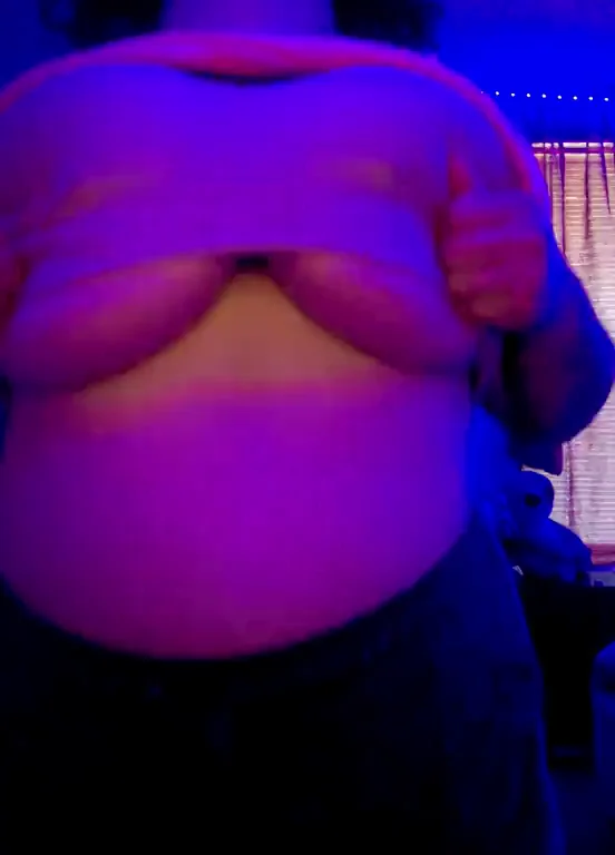Starting titty Tuesday with a [reveal] ??
