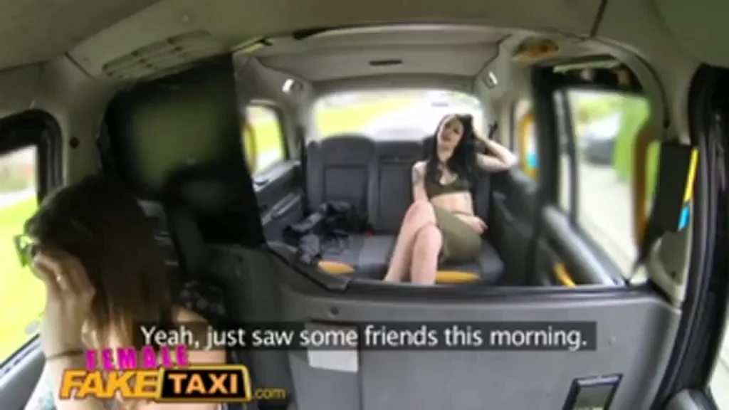 Slutty Taxi Chick Devours Alessa Savage's Juicy Pussy 👅🚖💦