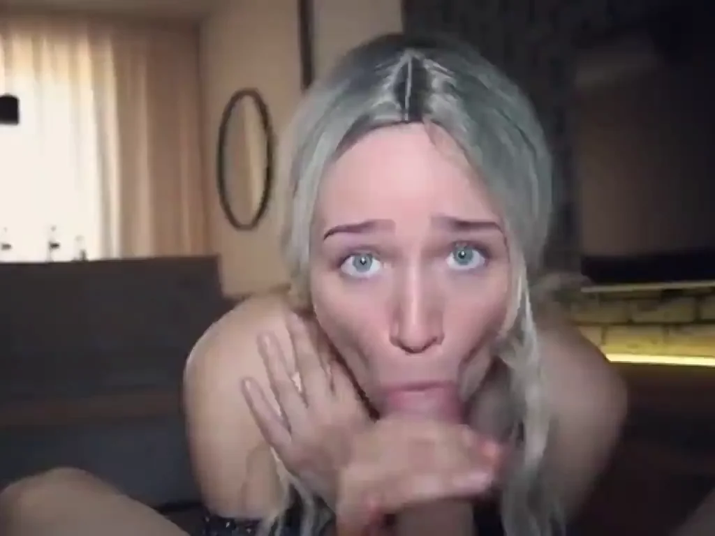 Blue Eyes Blowjob ?