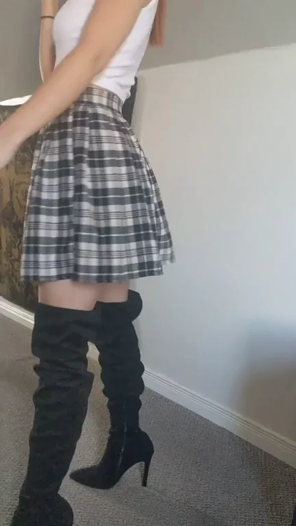 Overdressed Slutty Schoolgirl Dinner Tease? 🔥👢