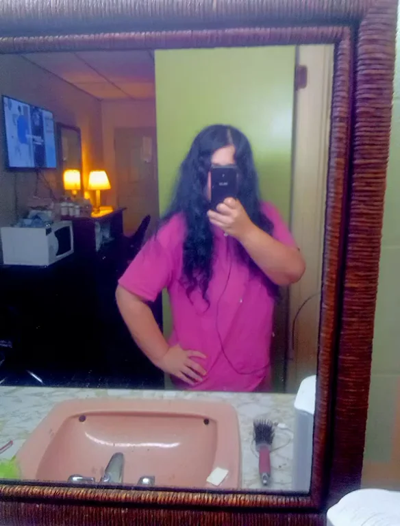 Silly MILF Mommy Teasing in Baggy Pink Shirt Before Bed