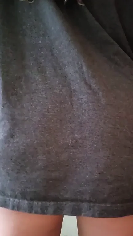 Imagine burying your tongue in here (f)